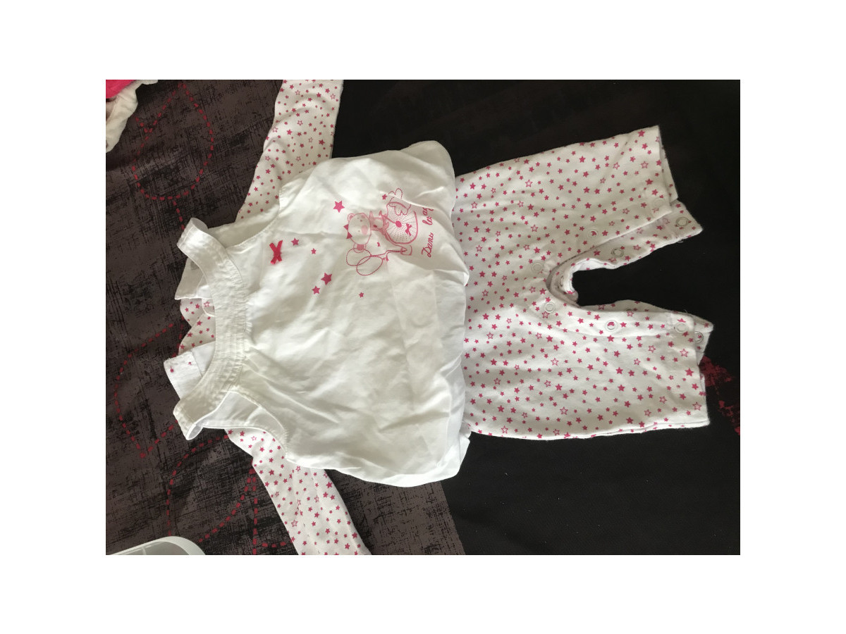 Illustration de Ensemble 1 mois Filles 53 cm 