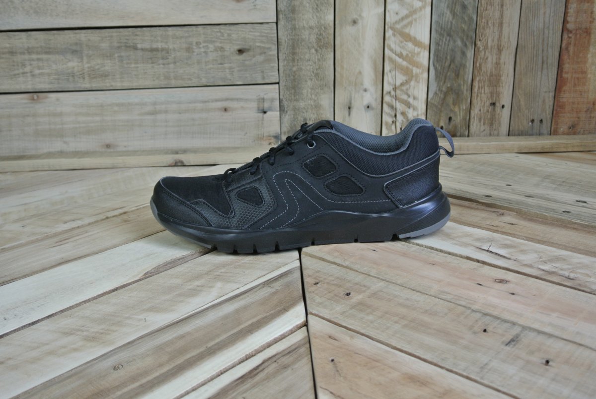 Illustration de basket noire