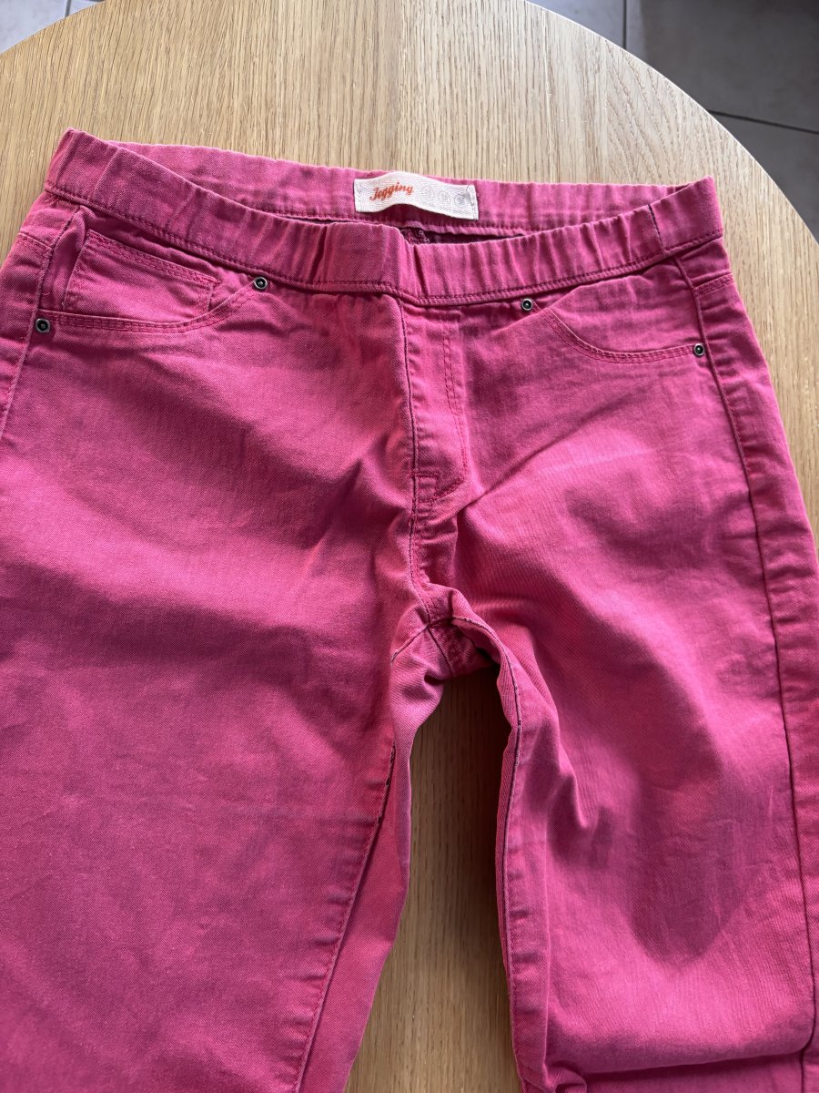 Illustration de Jegging rose