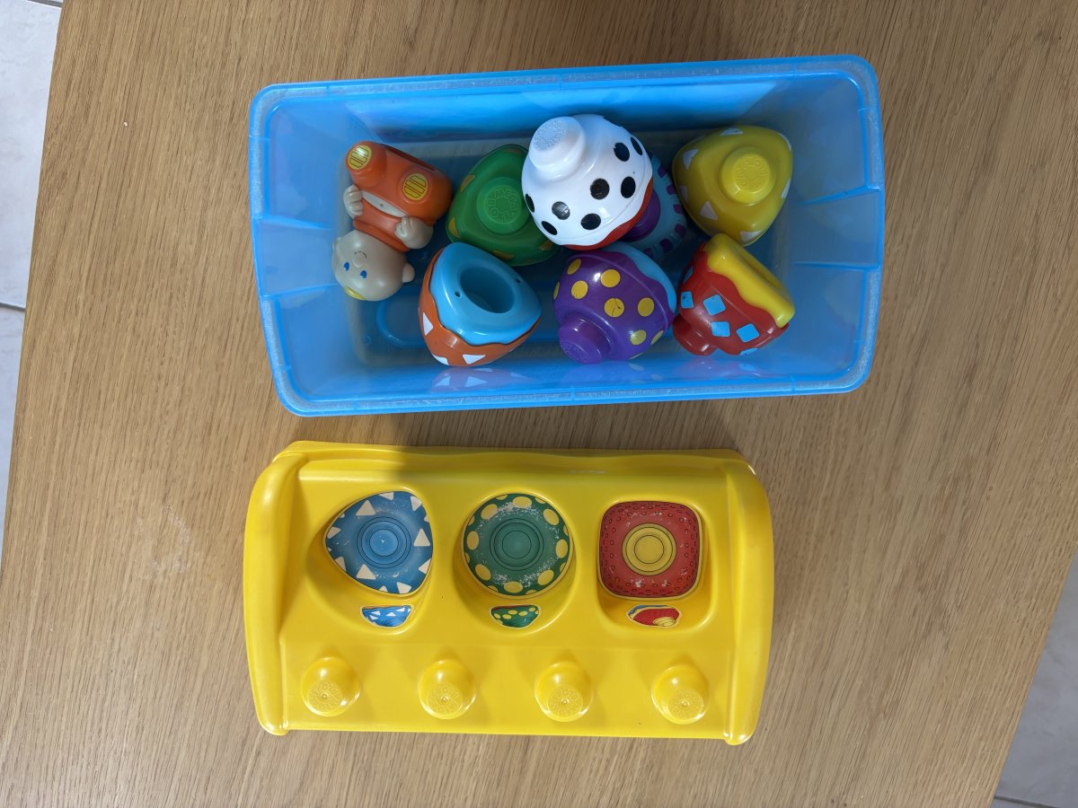 Illustration de Jeu enfant méga bloc