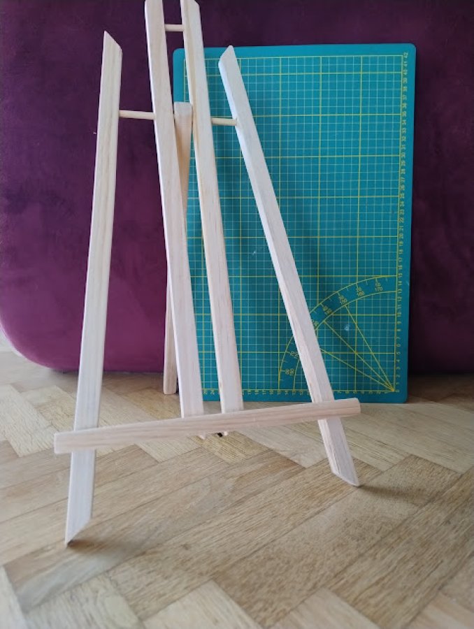 Illustration de Chevalet décoratif 