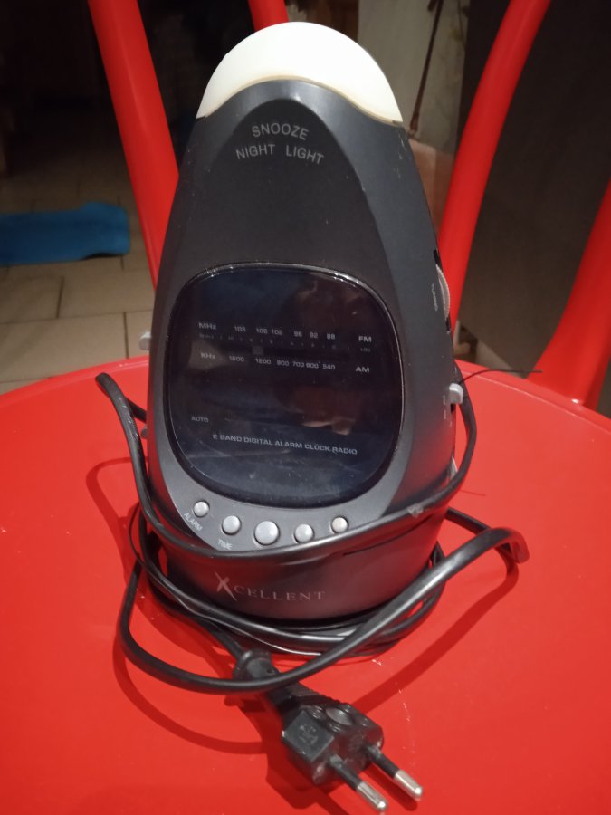 Image Radio réveil matin - avec prise électrique