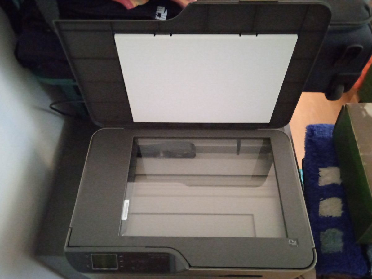 Illustration de Imprimante scanner HP Deskjet 3070A Wifi
