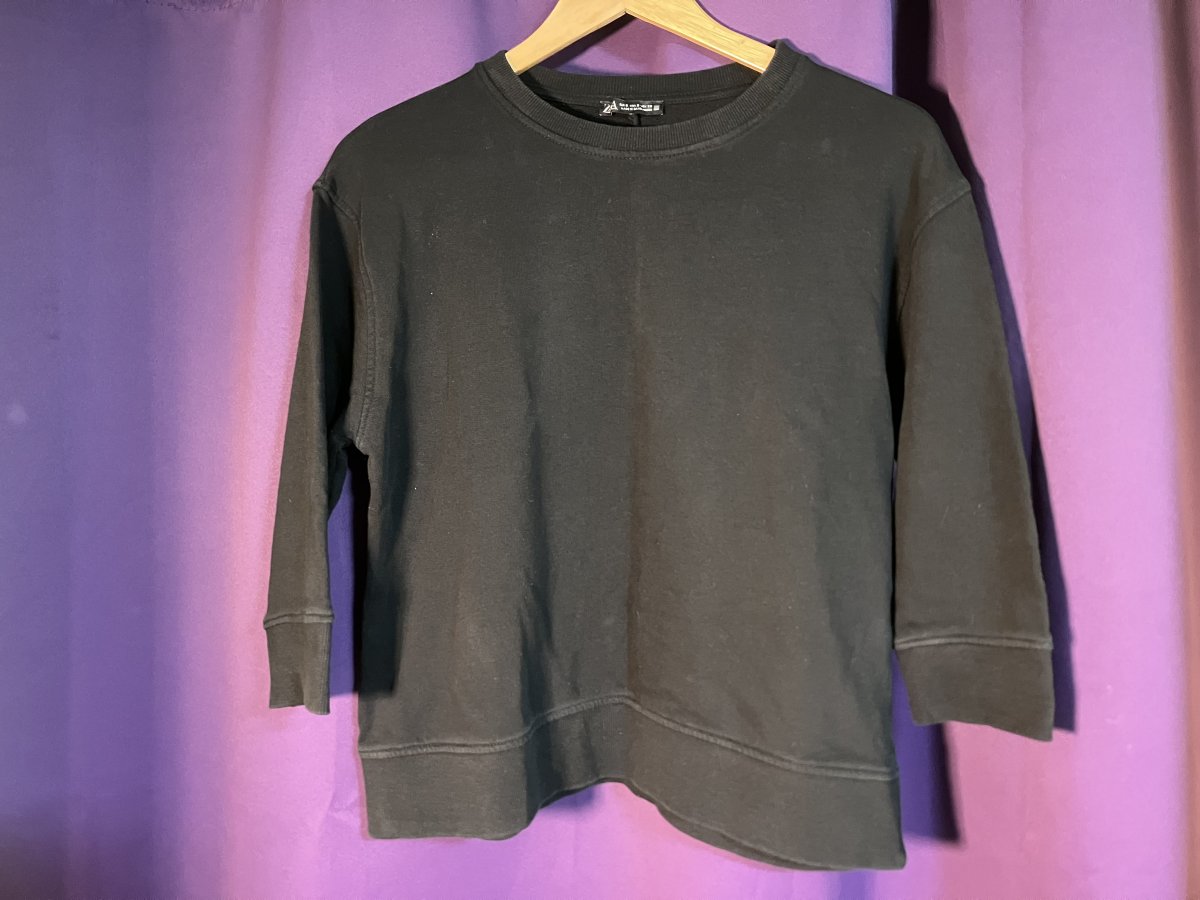 Illustration de Sweat Taille S