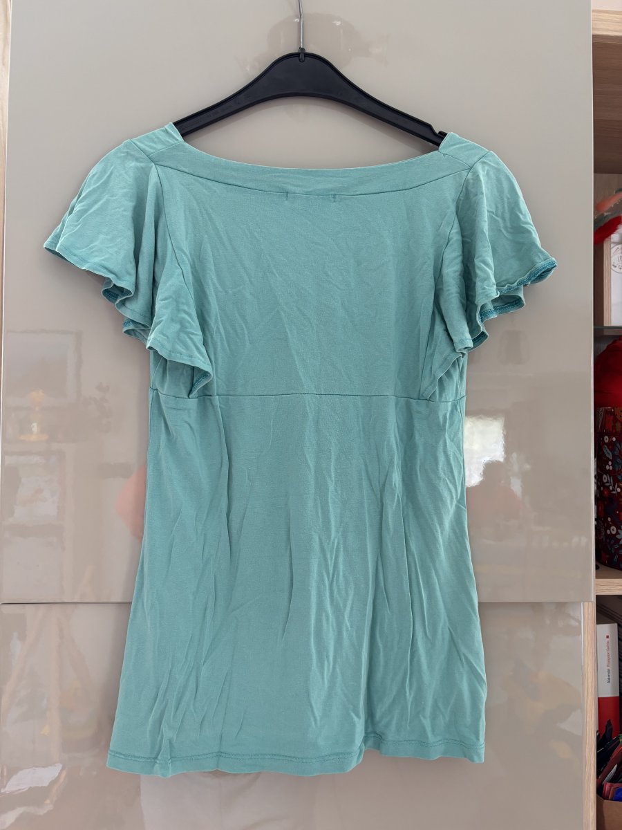 Illustration de T-shirt turquoise