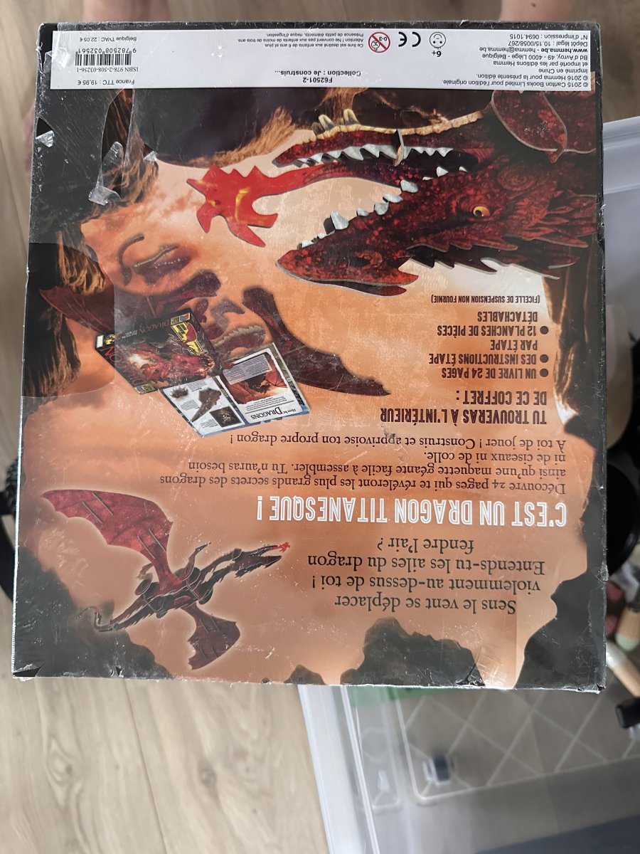 Illustration de Kit de construction dragon neuf 