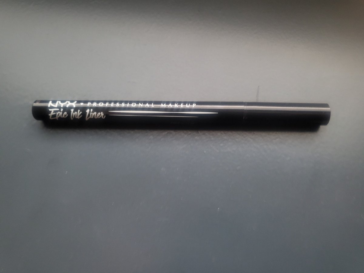 Illustration de Nyx Epic Link Liner NEUF 