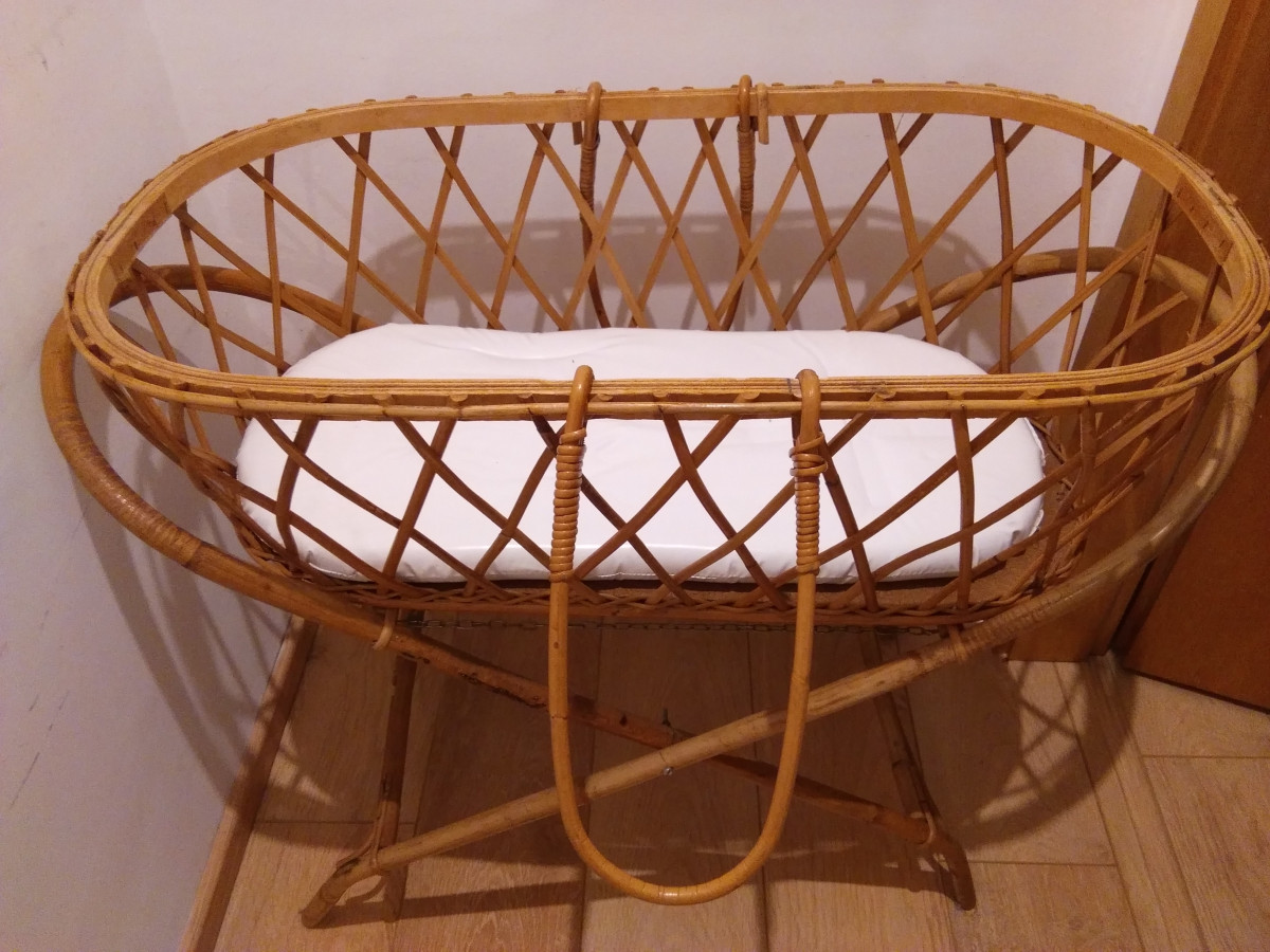 Illustration de Berceau en rotin 