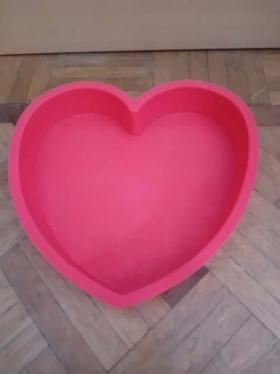 Illustration de Moule cœur en silicone