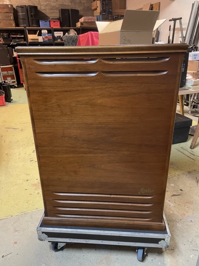 Illustration de A donner Orgue Hammond B3 + Leslie 122 