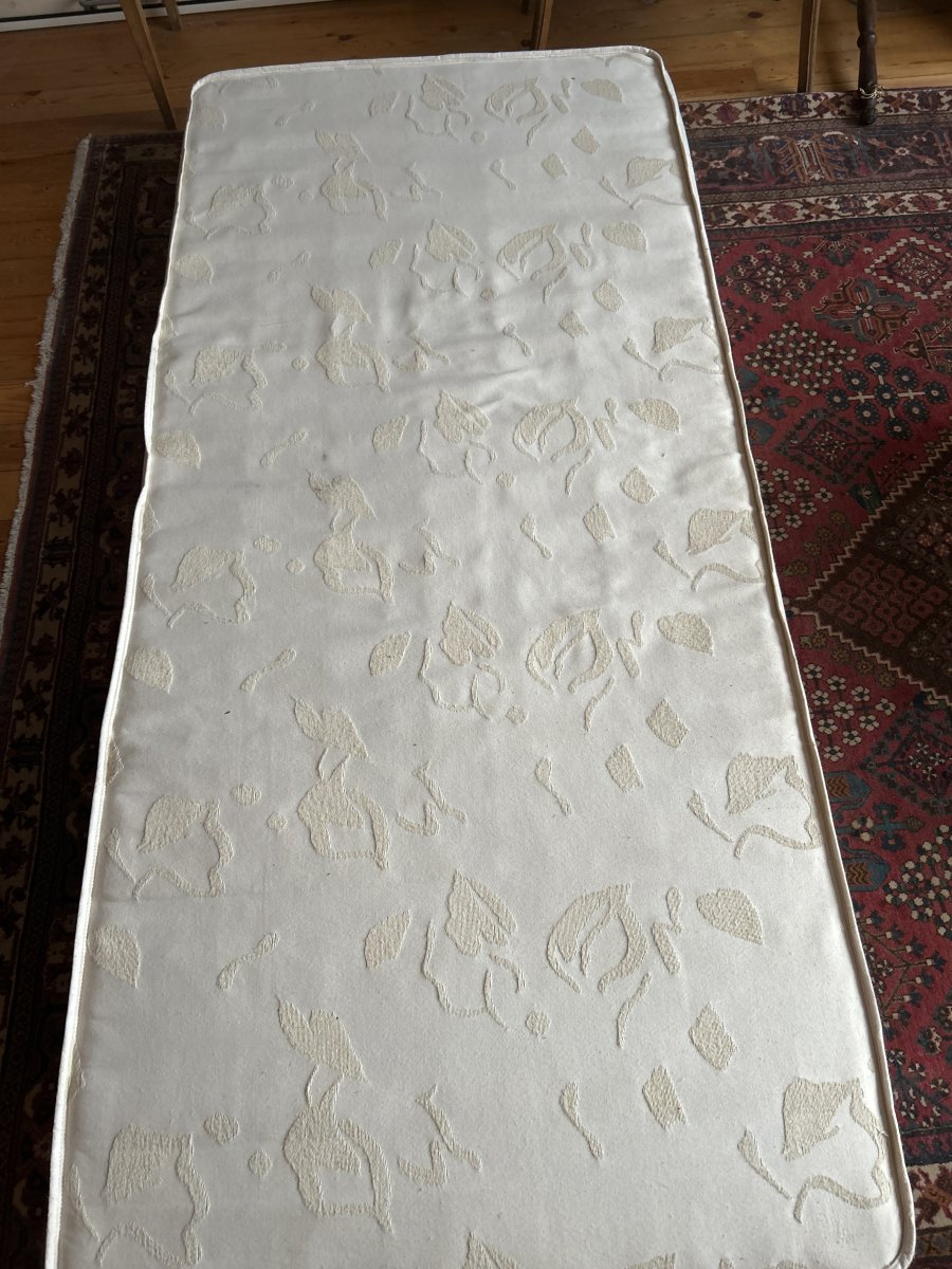 Illustration de Matelas lit 1 personne