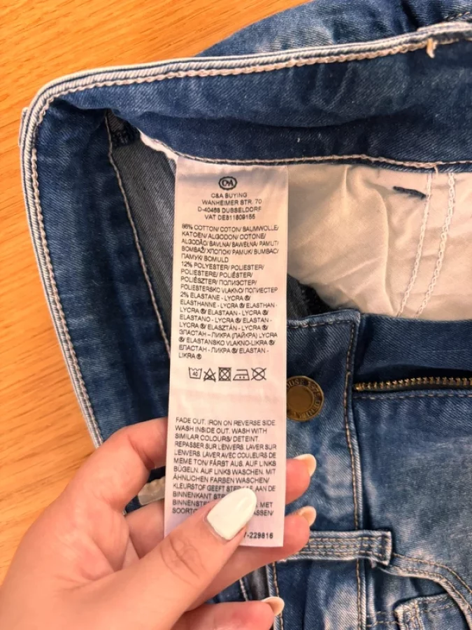 Illustration de Short en jeans