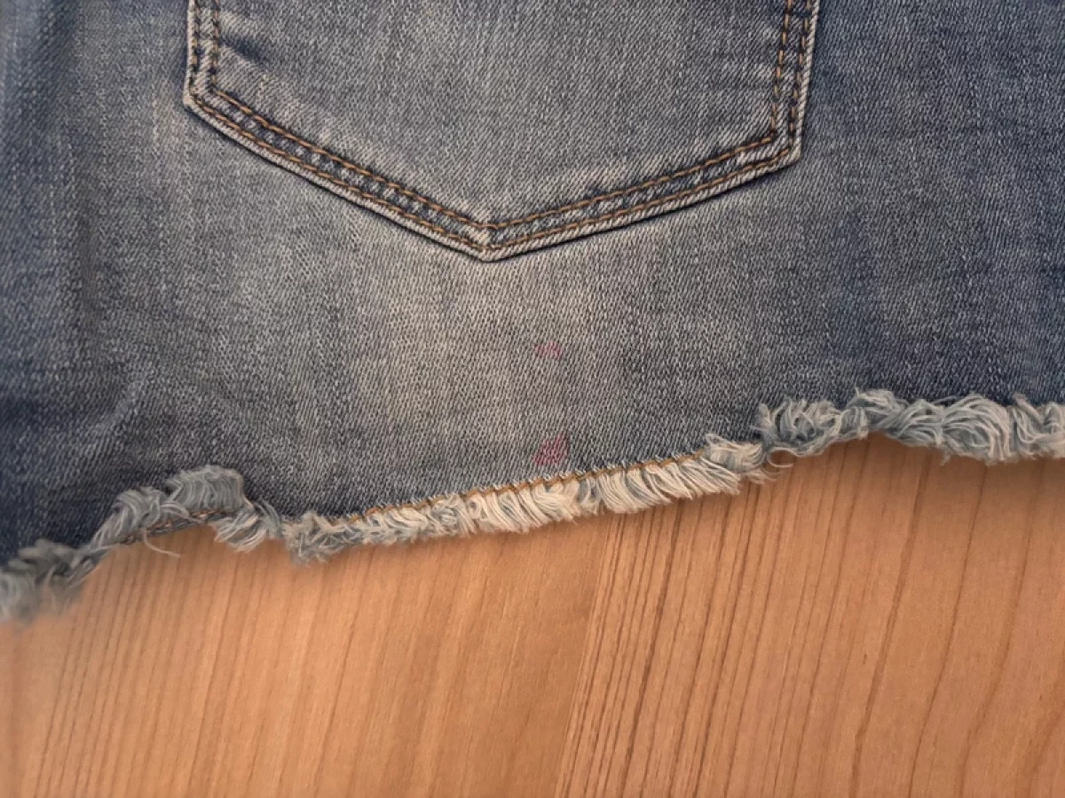 Illustration de Short en jeans Springfield