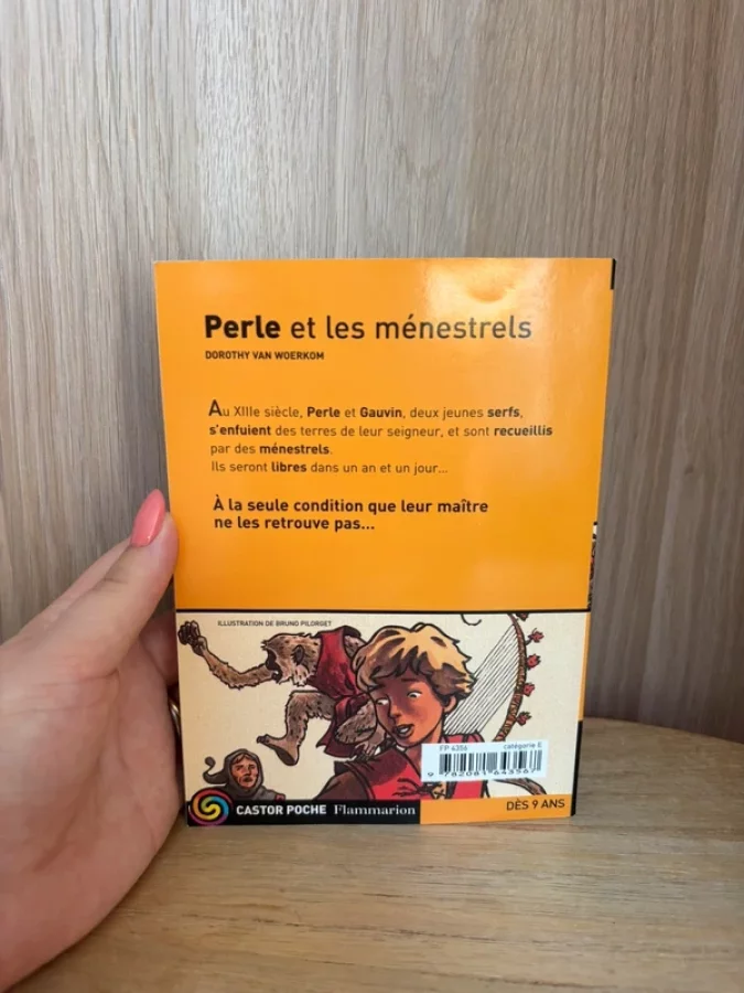 Illustration de Livre jeunesse « Perle et les ménestrels »