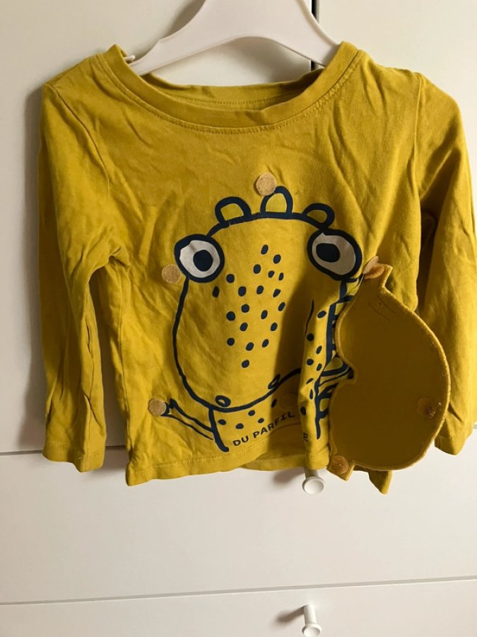 Illustration de Ensemble du pareil au même