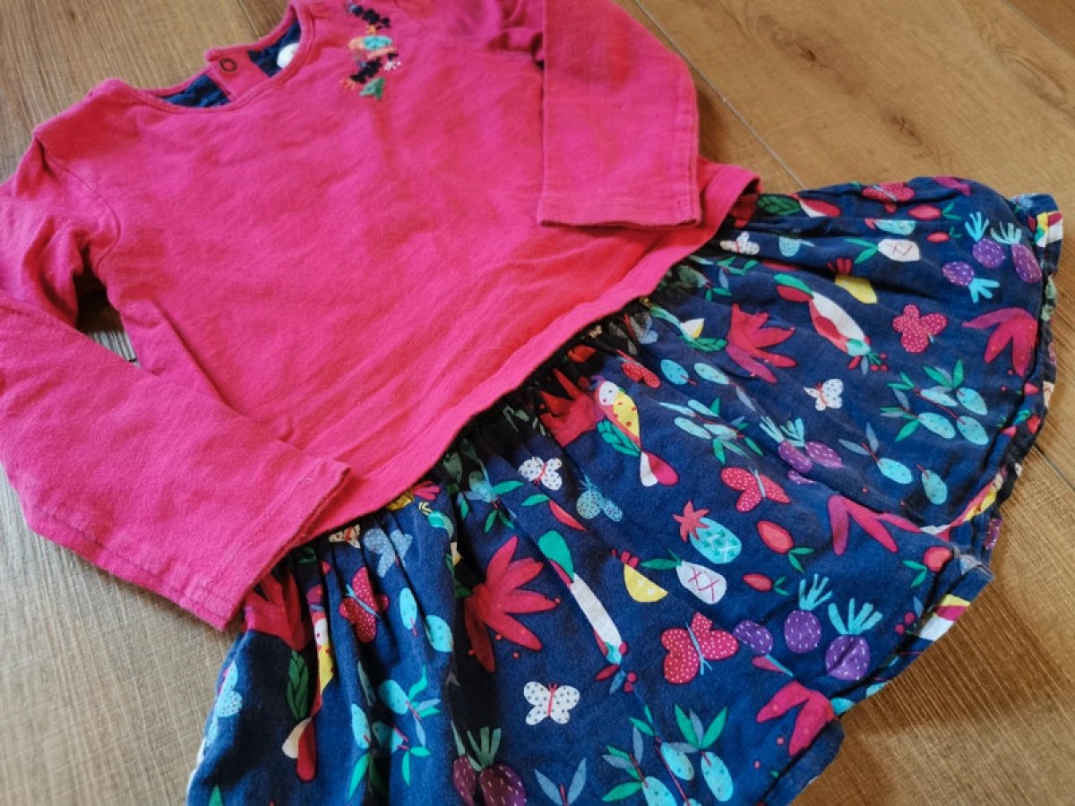Illustration de Robe pull 98 cm