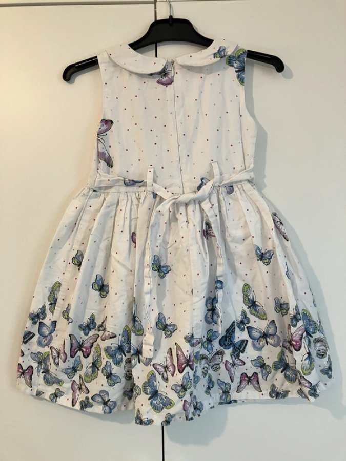 Illustration de Robe soirée