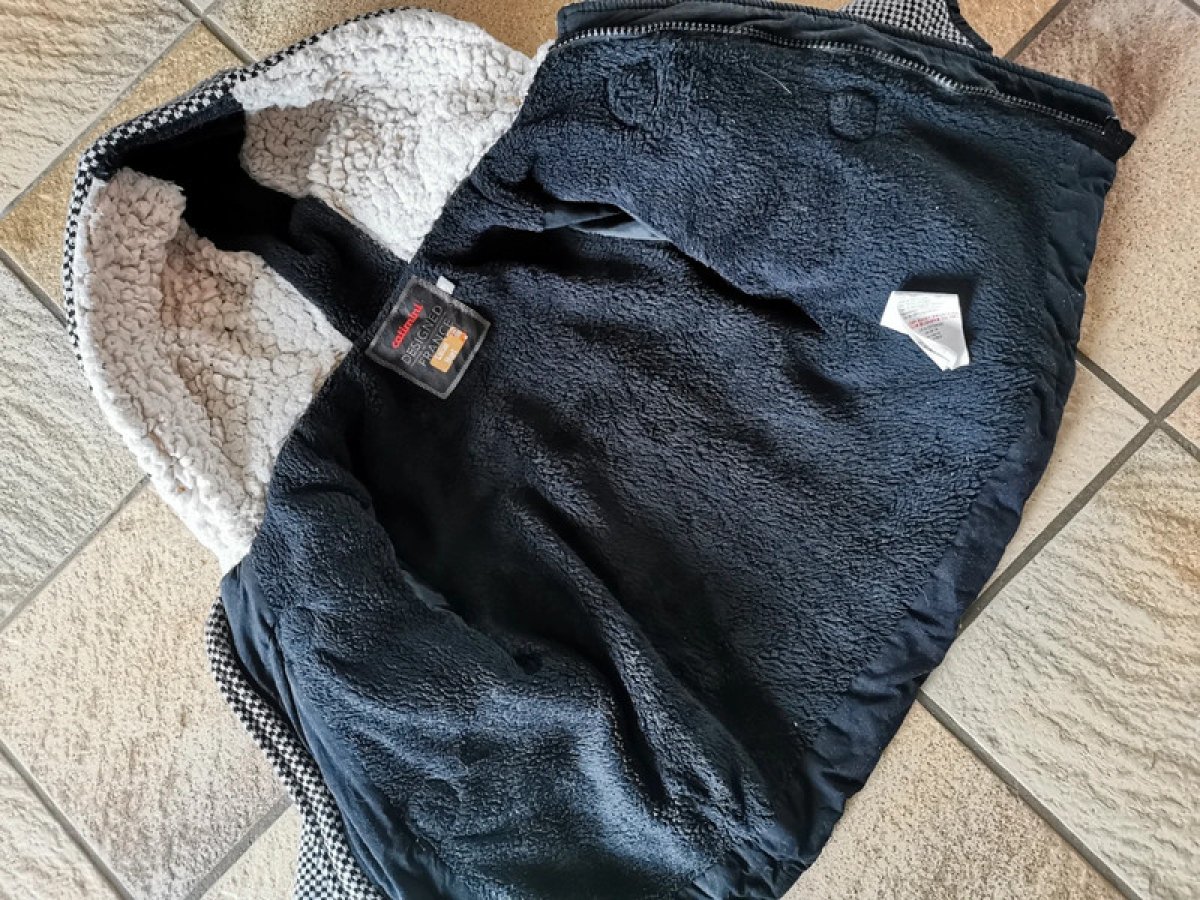 Illustration de Manteau 18 mois