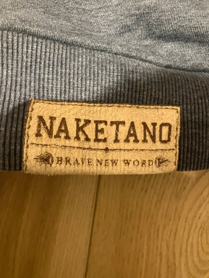 Illustration de Sweat Naketano