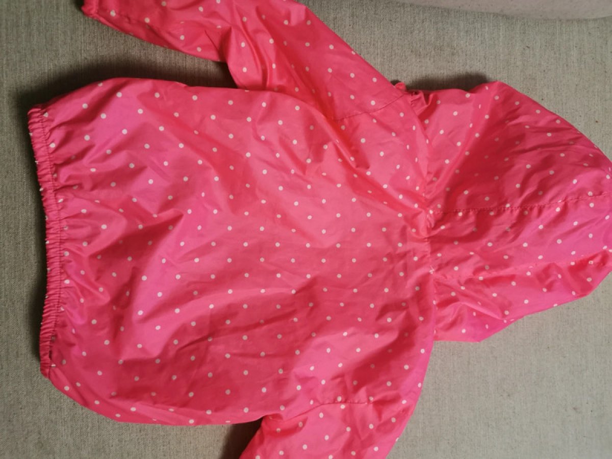 Illustration de Imperméable 86 cm