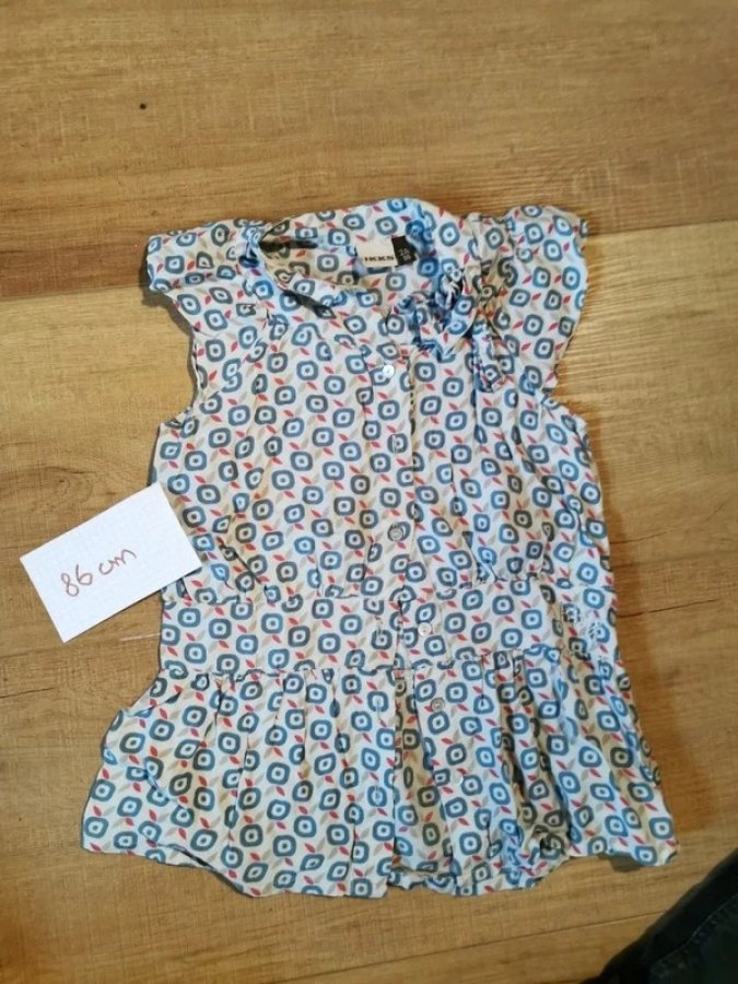 Illustration de Robe en soie 