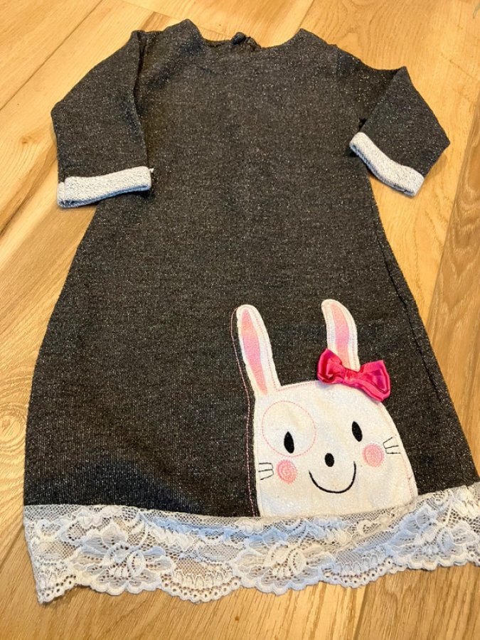 Illustration de Robe longue 3 ans