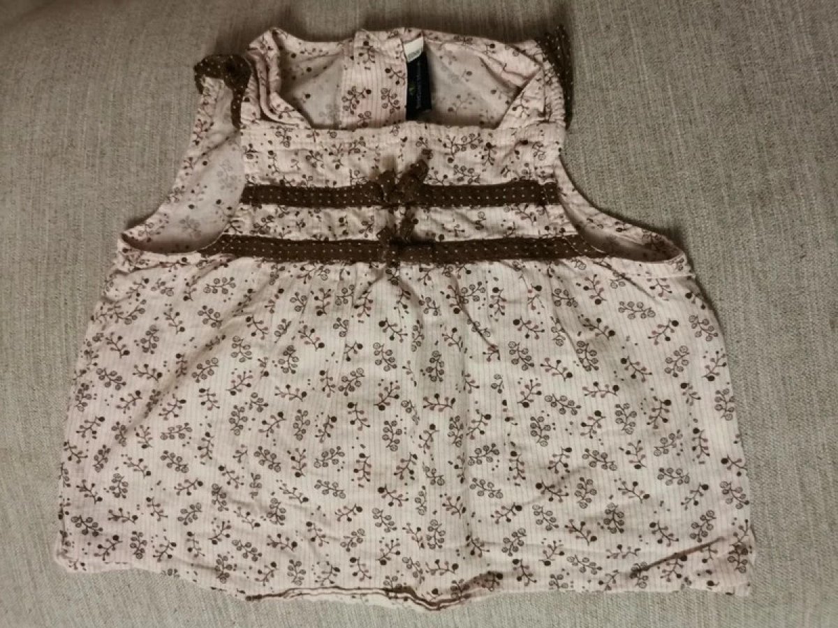Illustration de Blouse 18 mois