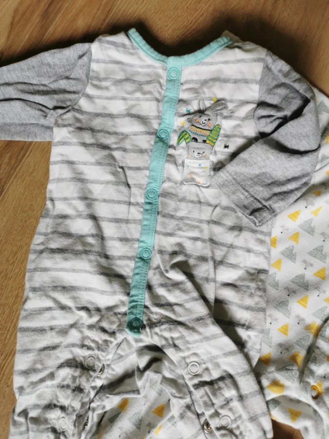 Illustration de Pyjamas 1 mois