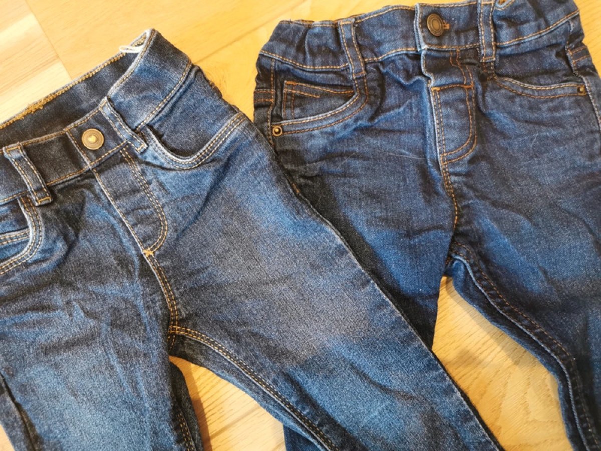 Illustration de Lot de 2 jeans 80 cm