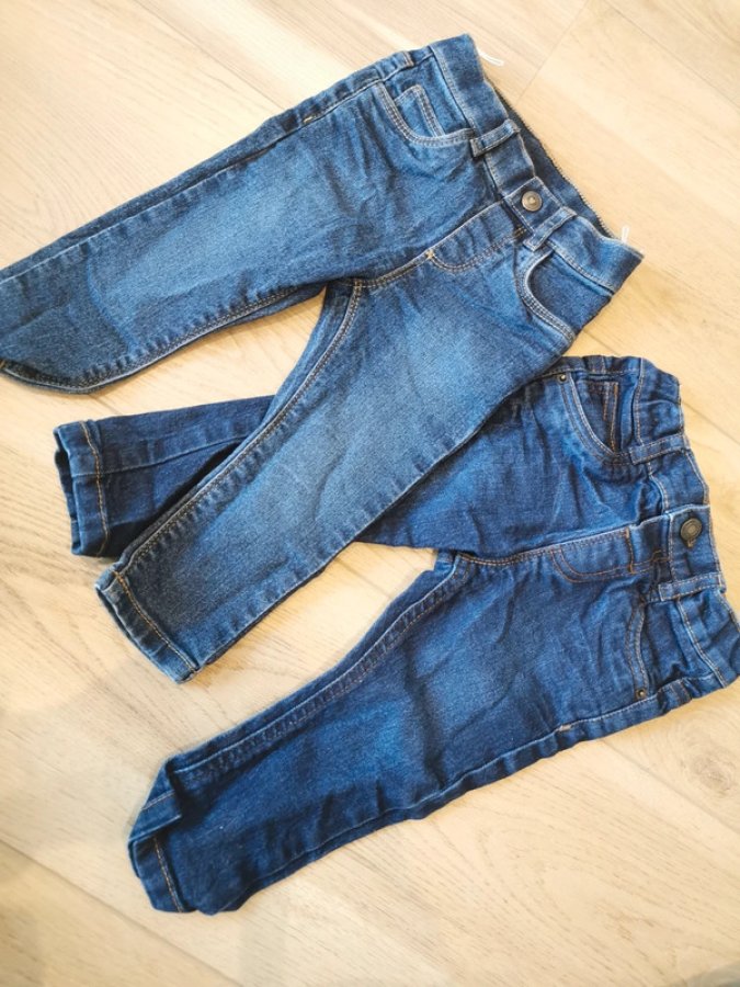 Illustration de Lot de 2 jeans 80 cm