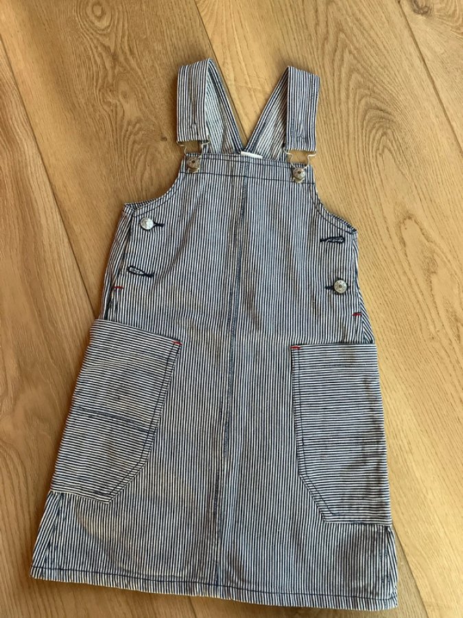 Illustration de Salopette robe 98cm