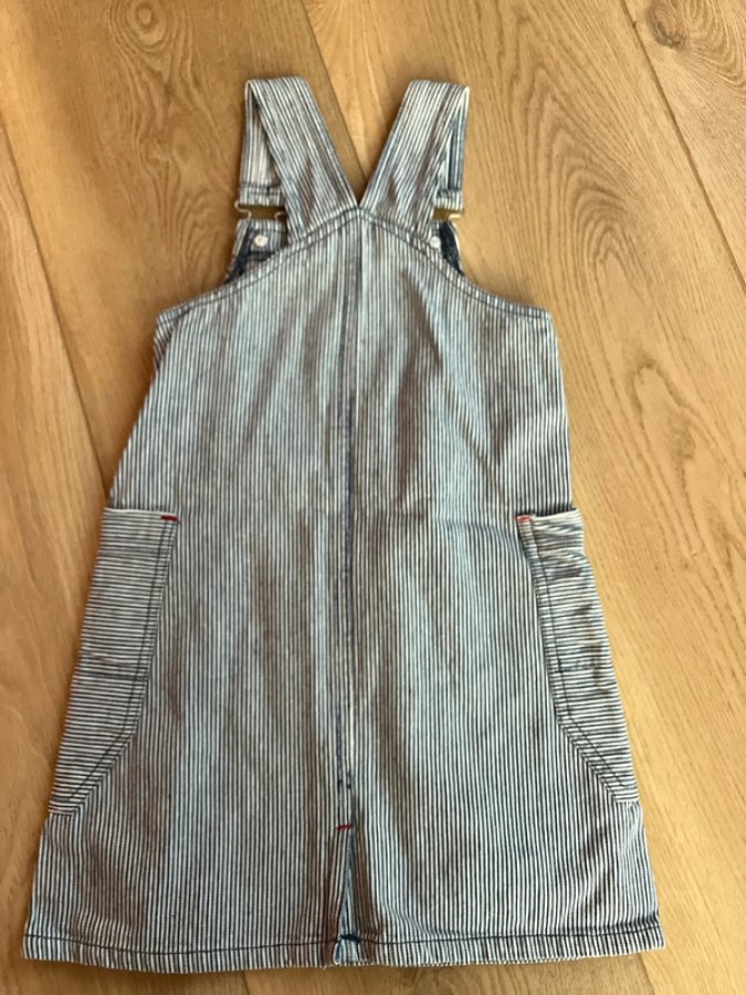 Illustration de Salopette robe 98cm