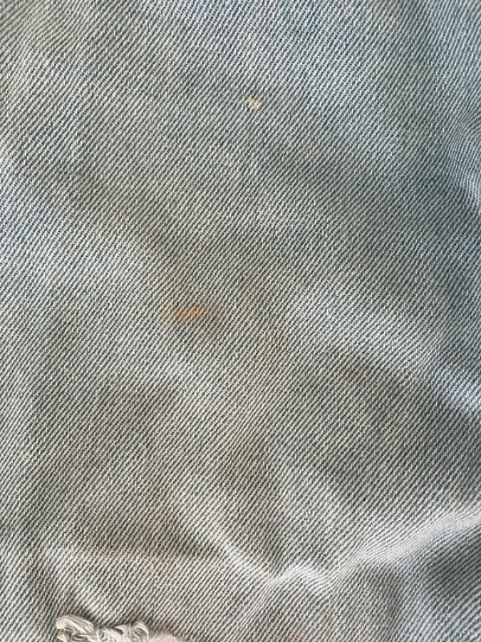 Illustration de Jeans style troué