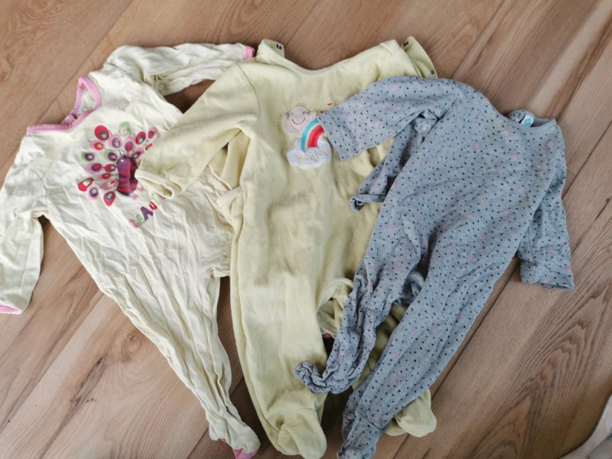 Illustration de Lot de pyjama 12 mois 