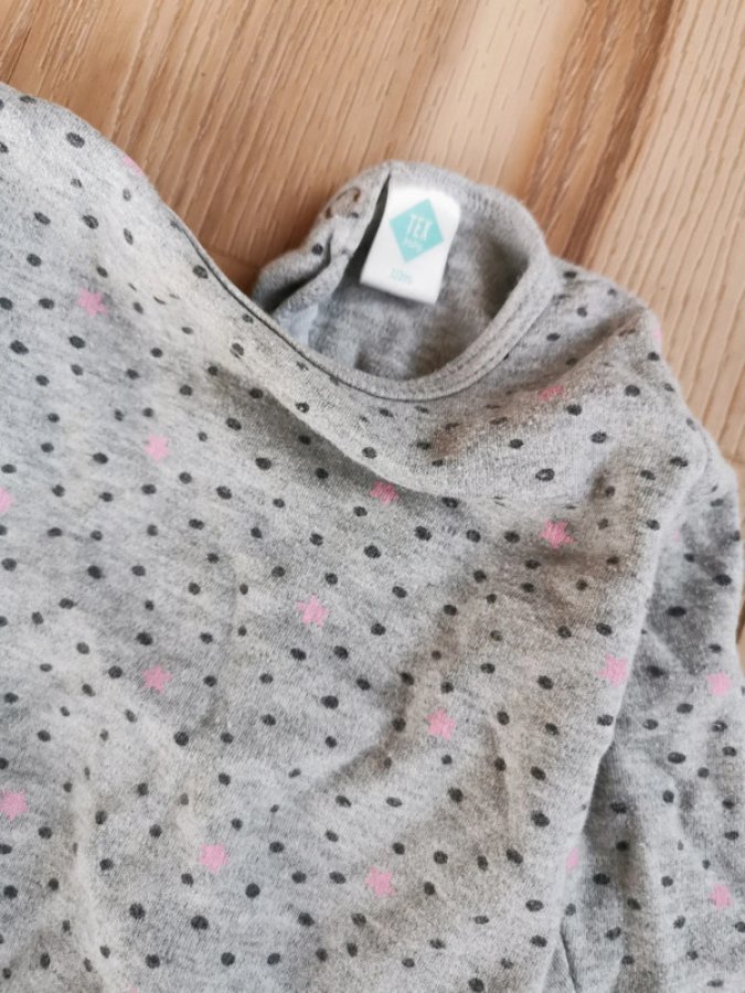 Illustration de Lot de pyjama 12 mois 