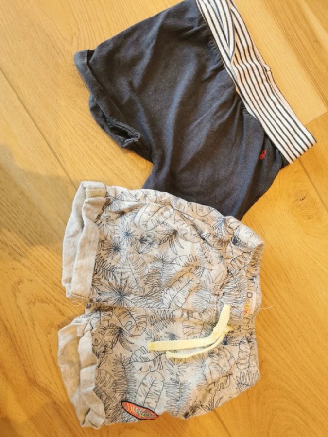 Illustration de Shorts 68cm 