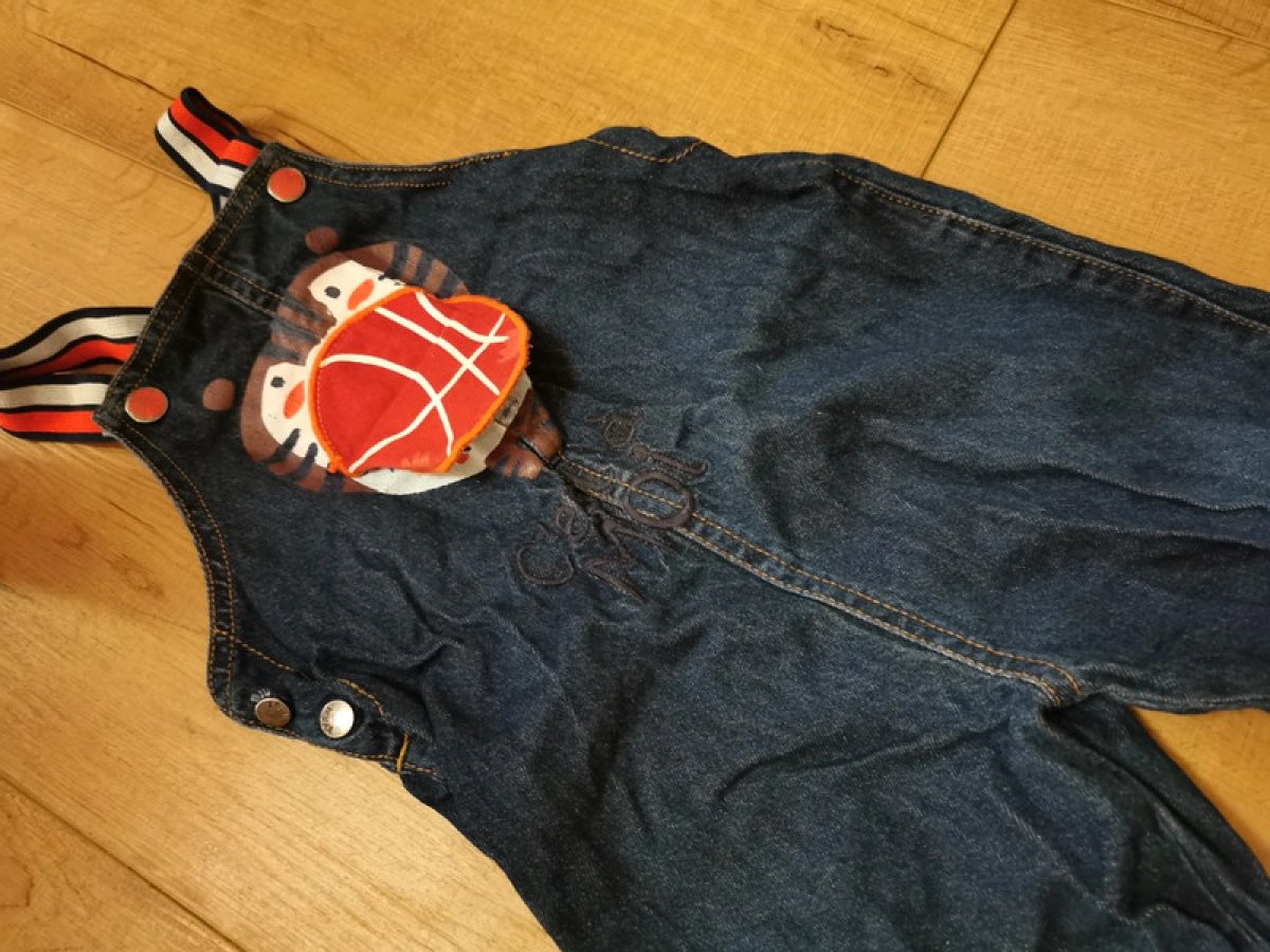 Illustration de Salopette basket 