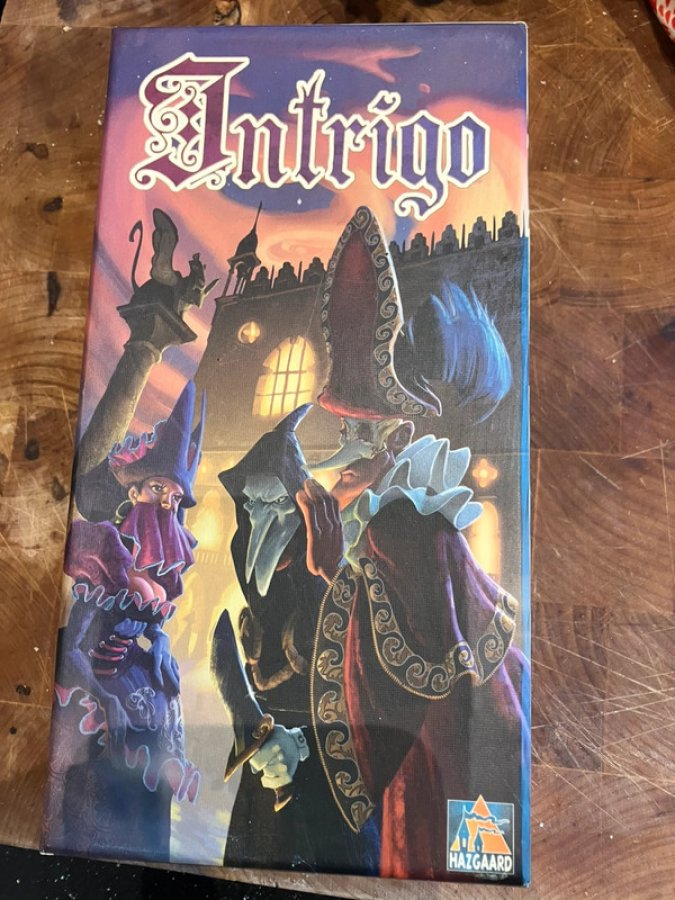 Illustration de Intrigo