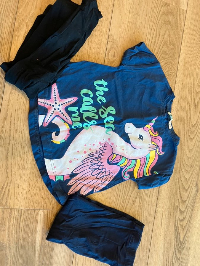 Illustration de Lot de 2 legging et 1 t-shirt