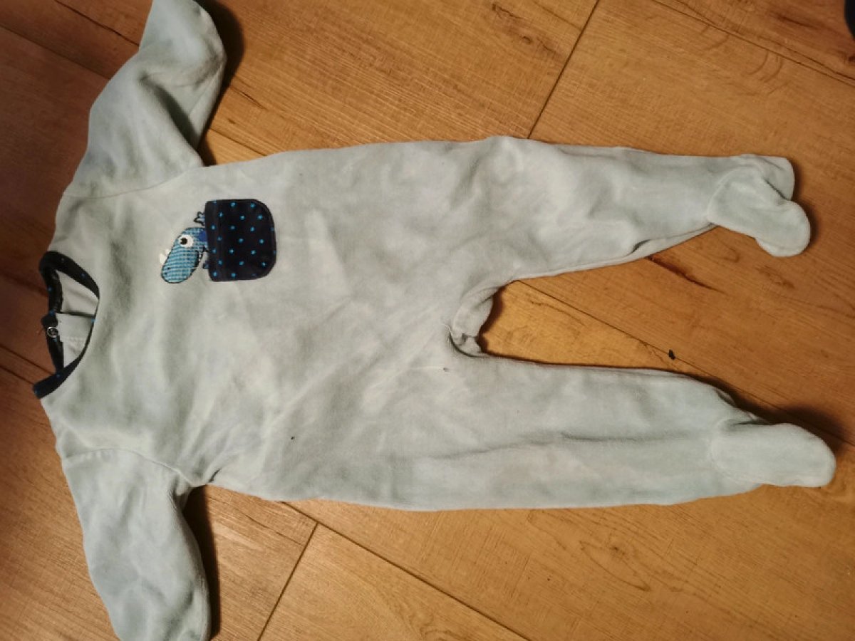 Illustration de Pyjama 9mois