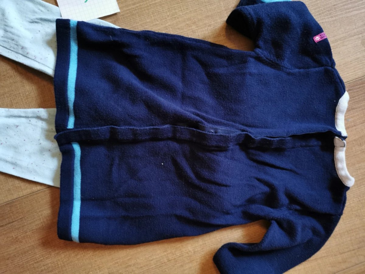 Illustration de Ensemble 67 cm