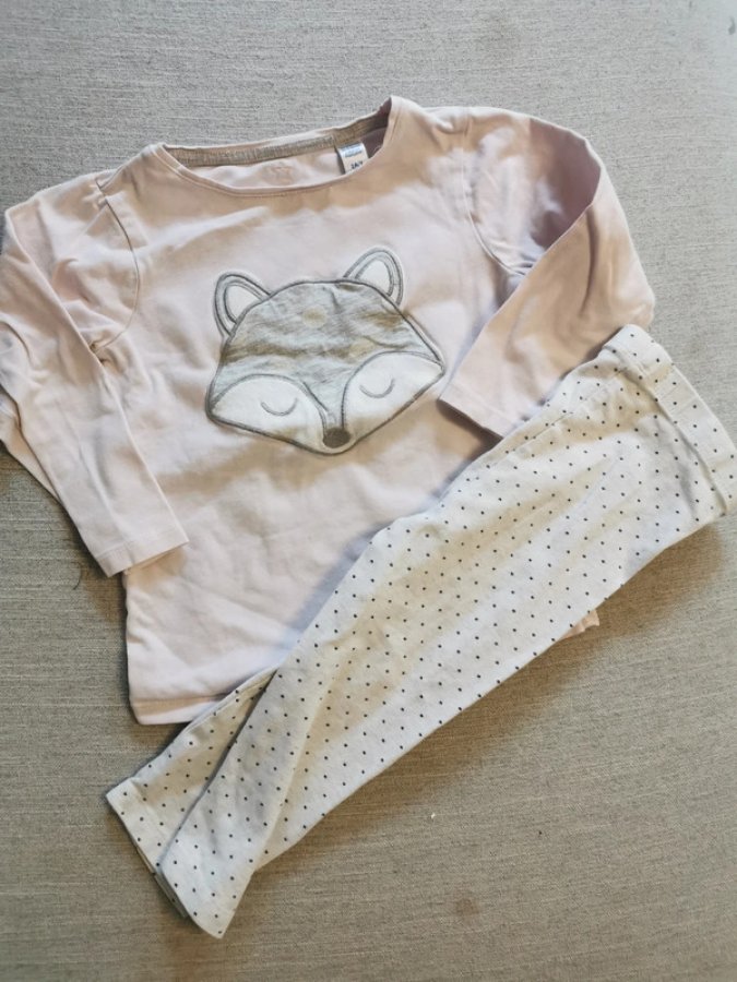 Illustration de Pyjama 86 cm
