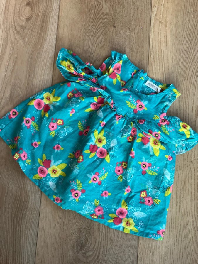 Illustration de Blouse 4ans