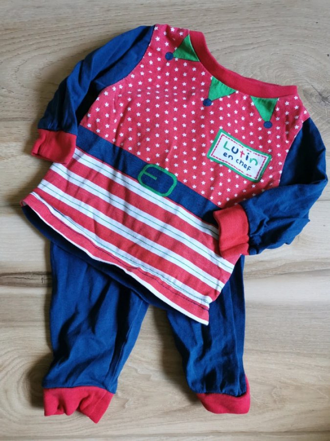 Illustration de Pyjama lutin