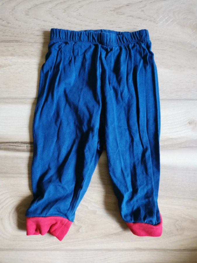 Illustration de Pyjama lutin