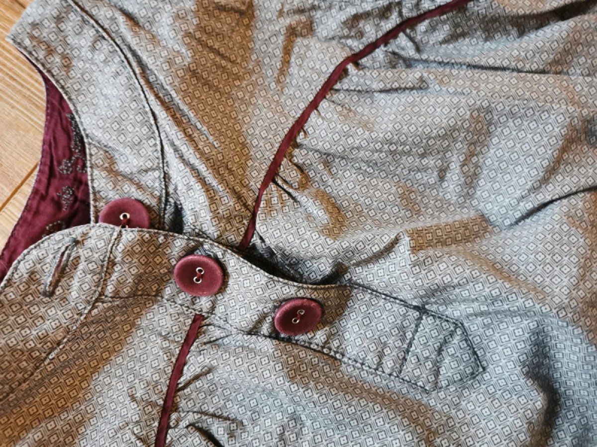 Illustration de Blouse 5 ans 