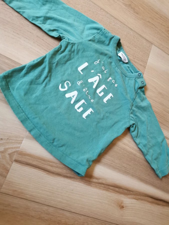 Illustration de T-shirt 71 cm