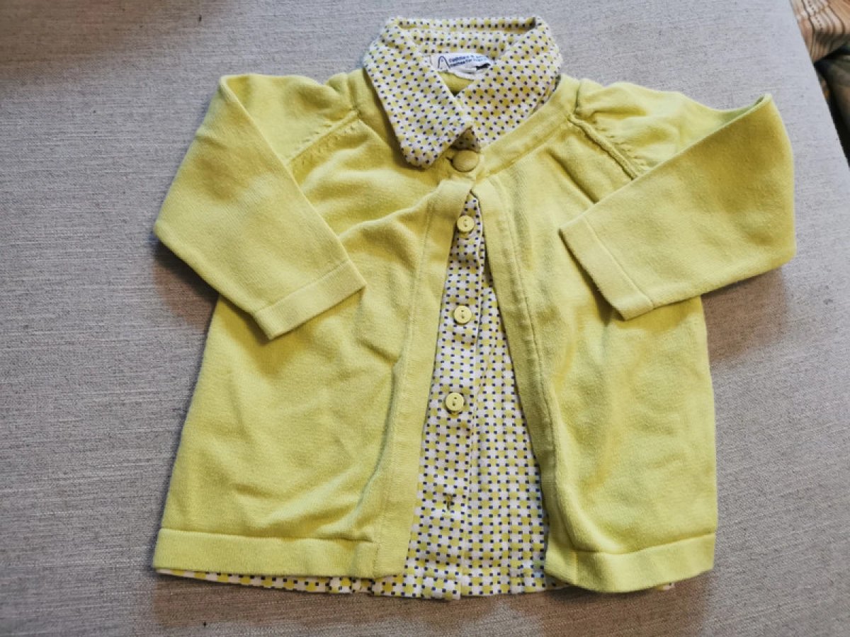 Illustration de Gilet avec chemise 86 cm