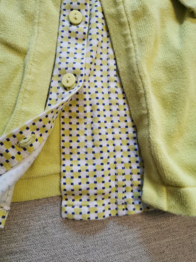 Illustration de Gilet avec chemise 86 cm