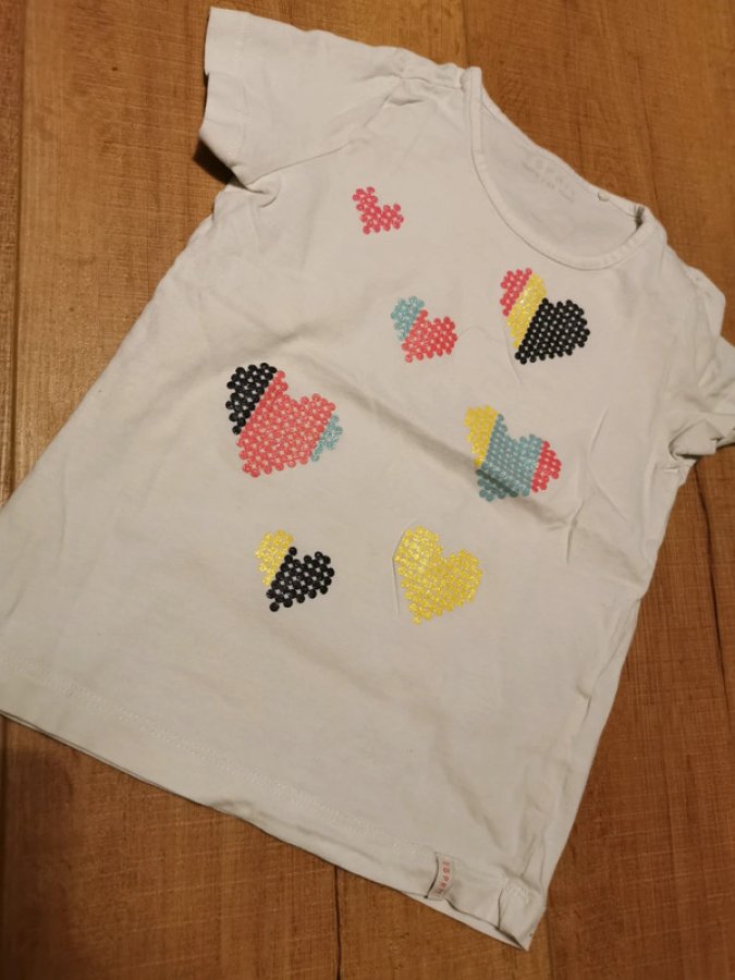 Illustration de T-shirt 4-5ans 
